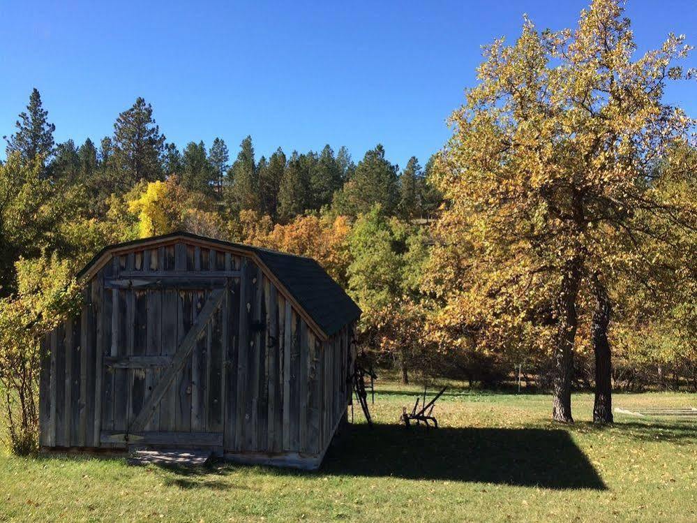 Lytle Creek Inn Bed And Breakf Devils Tower Luaran gambar